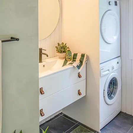 Awesome In With Sauna