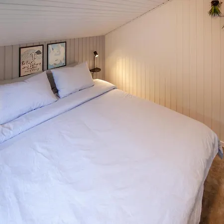 Vakantiehuis Awesome In With Sauna *